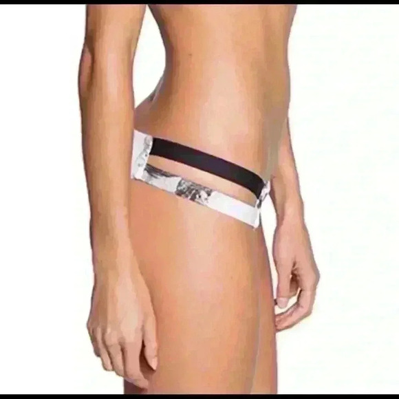 Tavik chloe white smudge XS swim bottom NWT - Picture 2 of 6